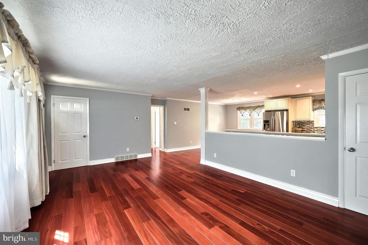 120 Susan Drive photo 13