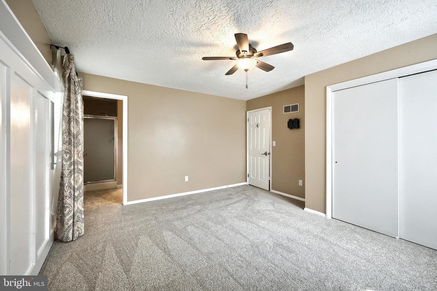 120 Susan Drive photo 21