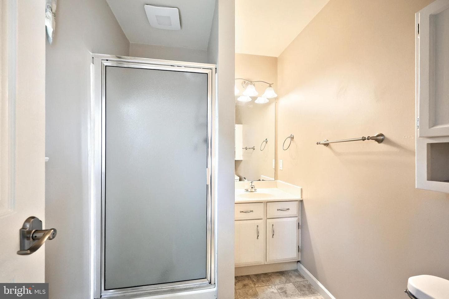 120 Susan Drive photo 22