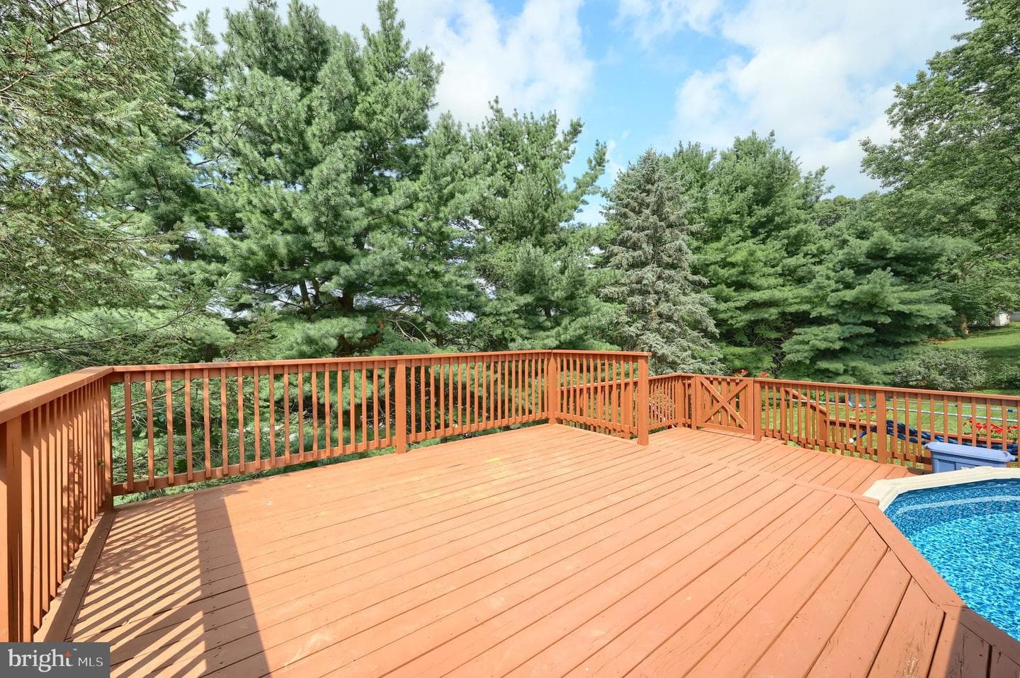 120 Susan Drive photo 8