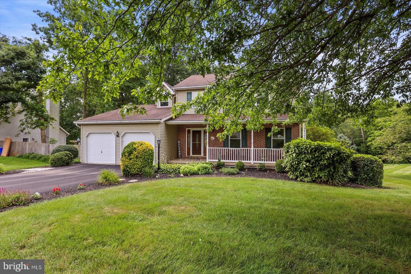 127 Hershey Circle photo 3