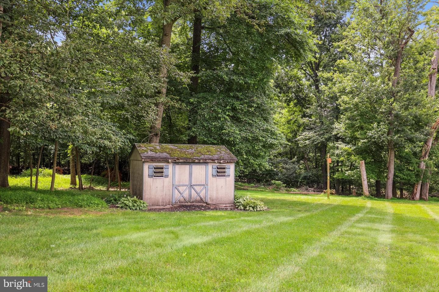 127 Hershey Circle photo 47