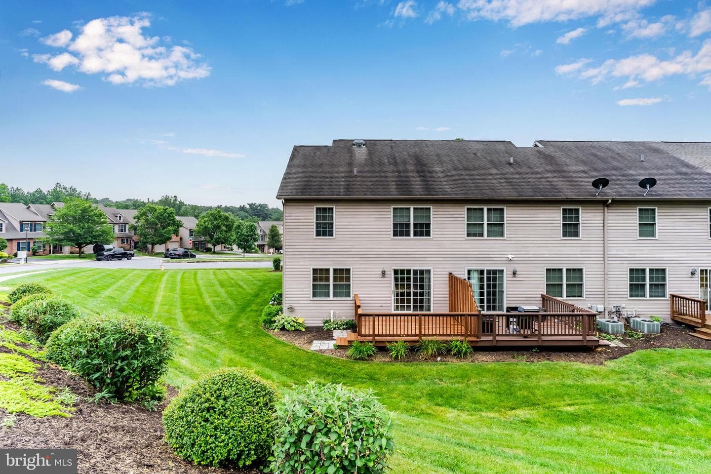 200 Loring Court photo 37