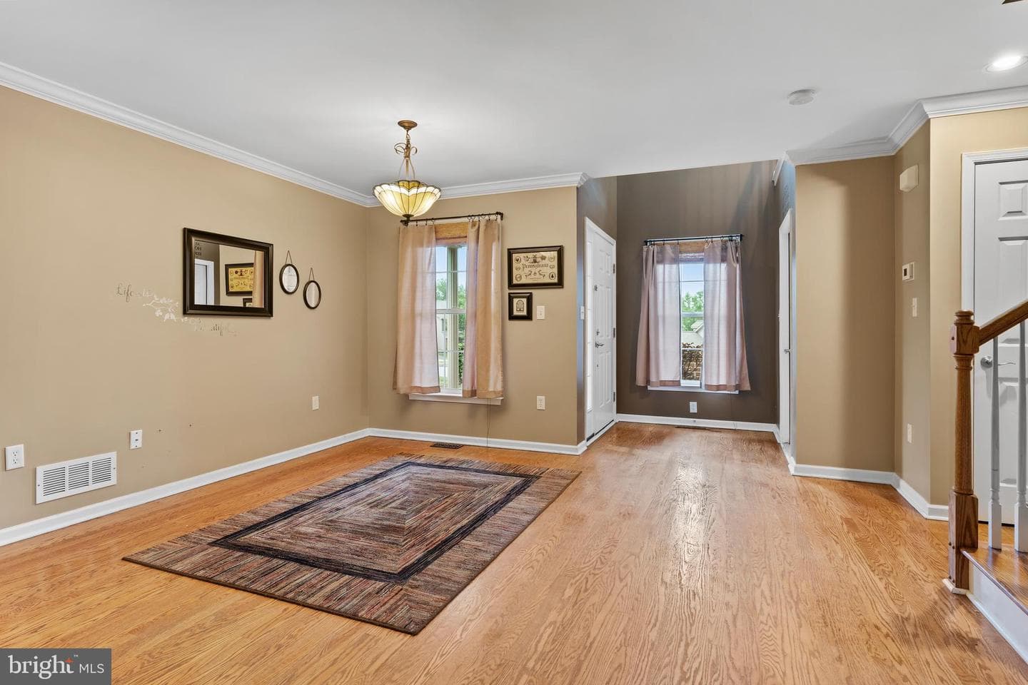 200 Loring Court photo 5