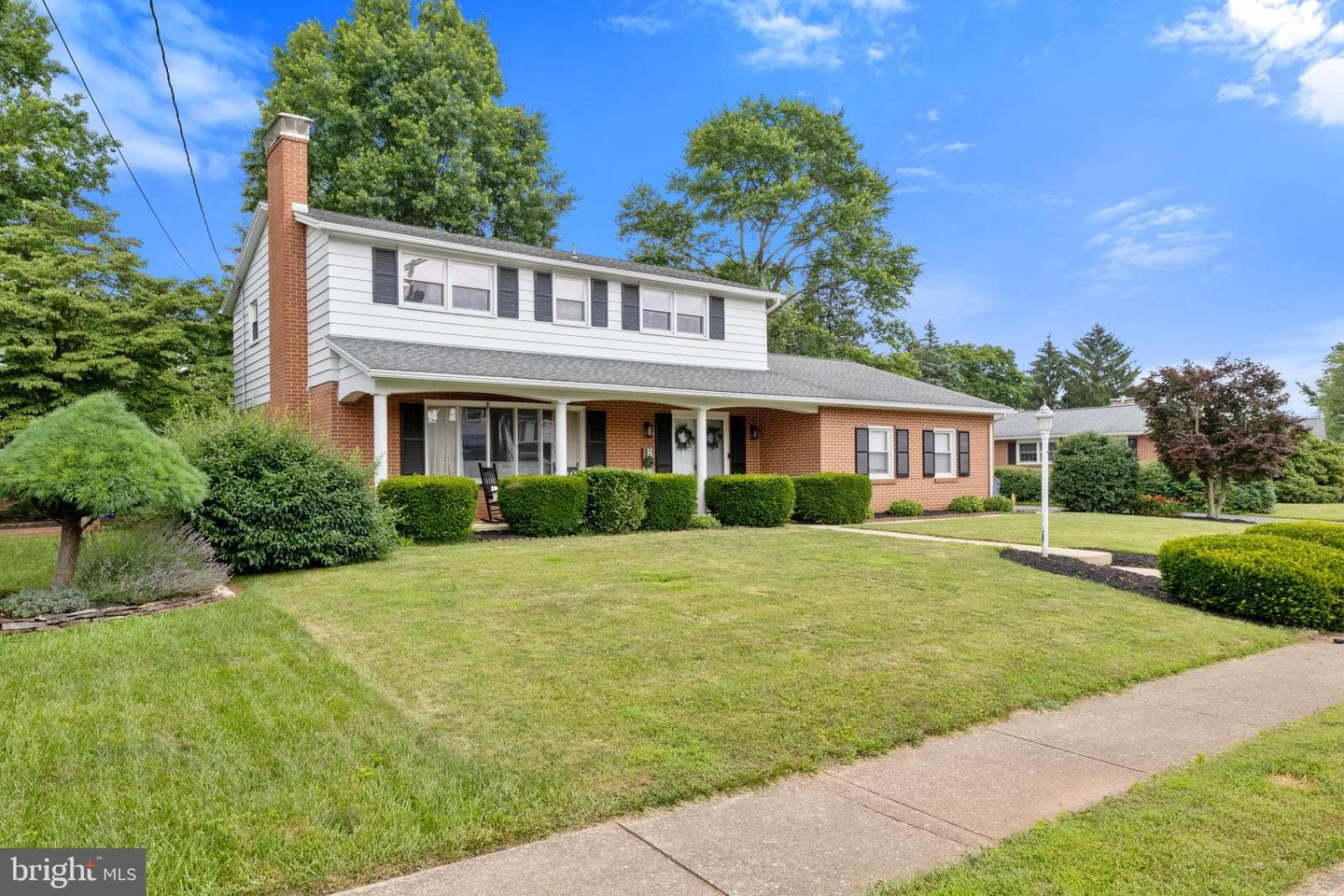 1965 Niagara Lane photo 2