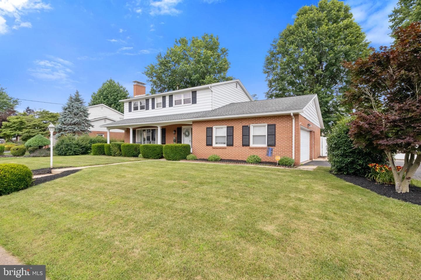1965 Niagara Lane photo 6