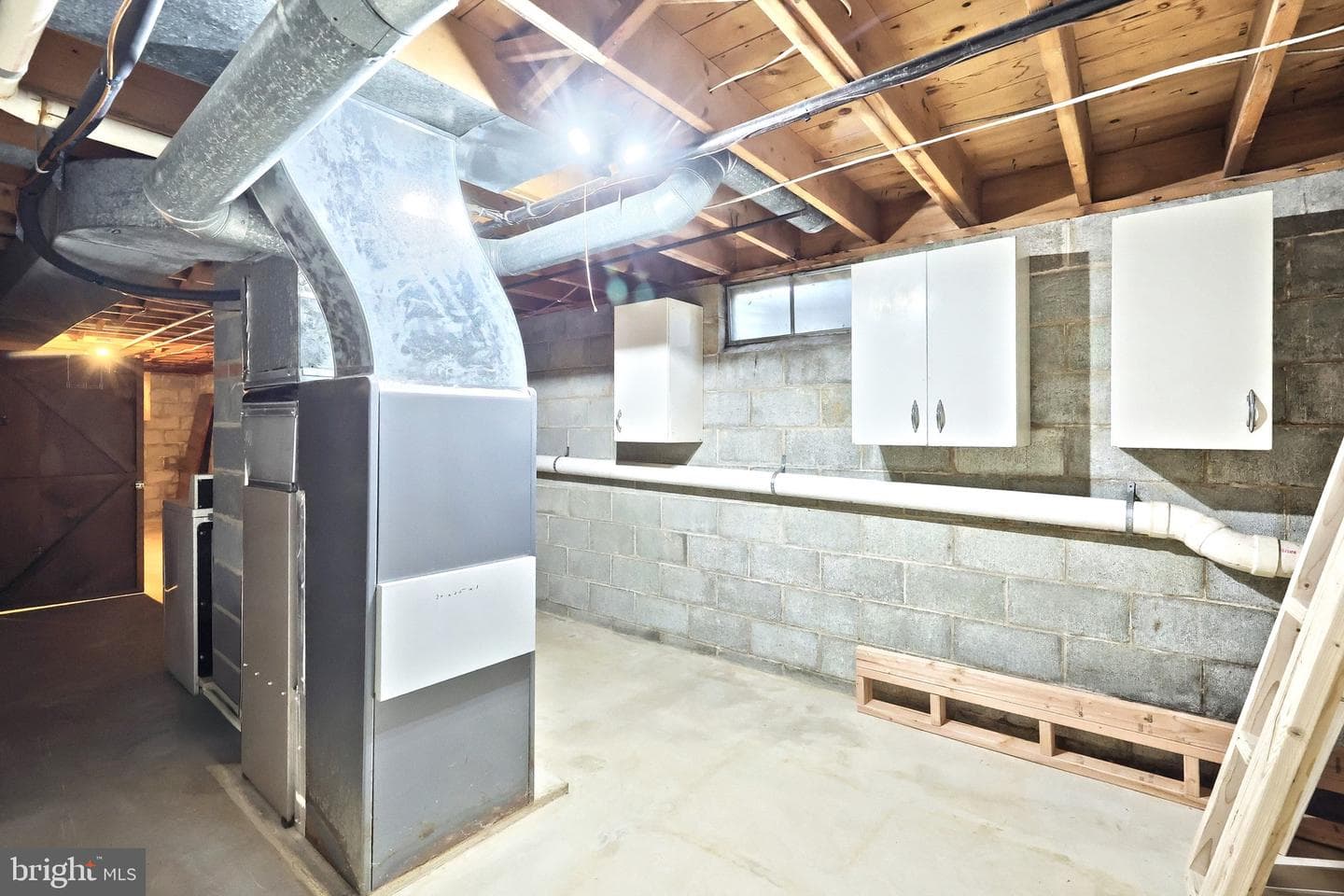 114 Emig Street photo 35