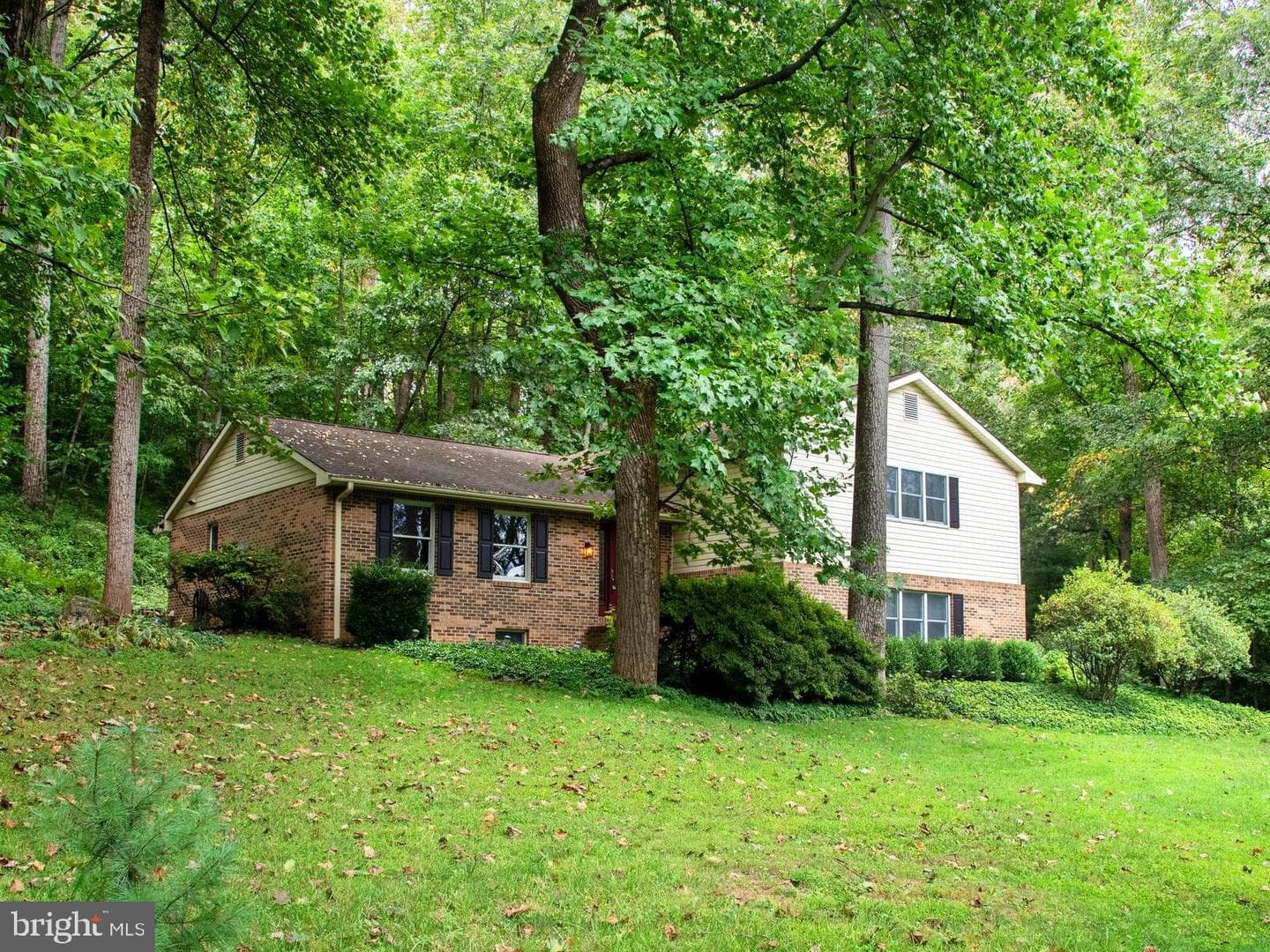 3141 Markle Road photo 2