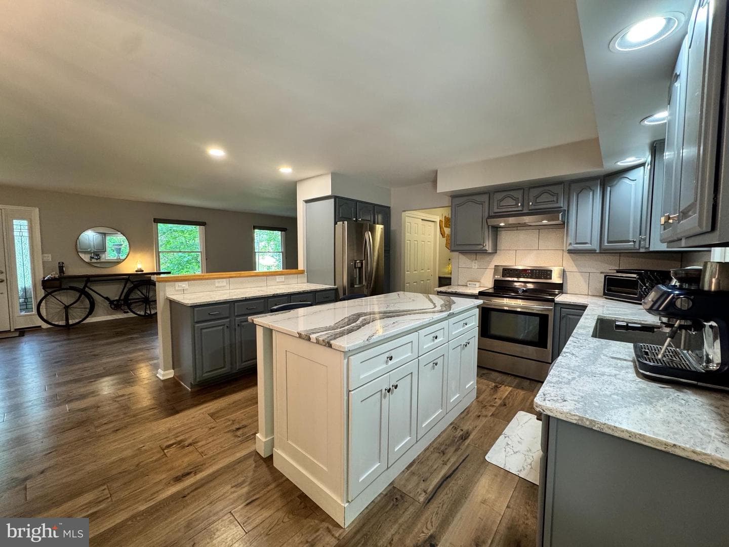 3141 Markle Road photo 5