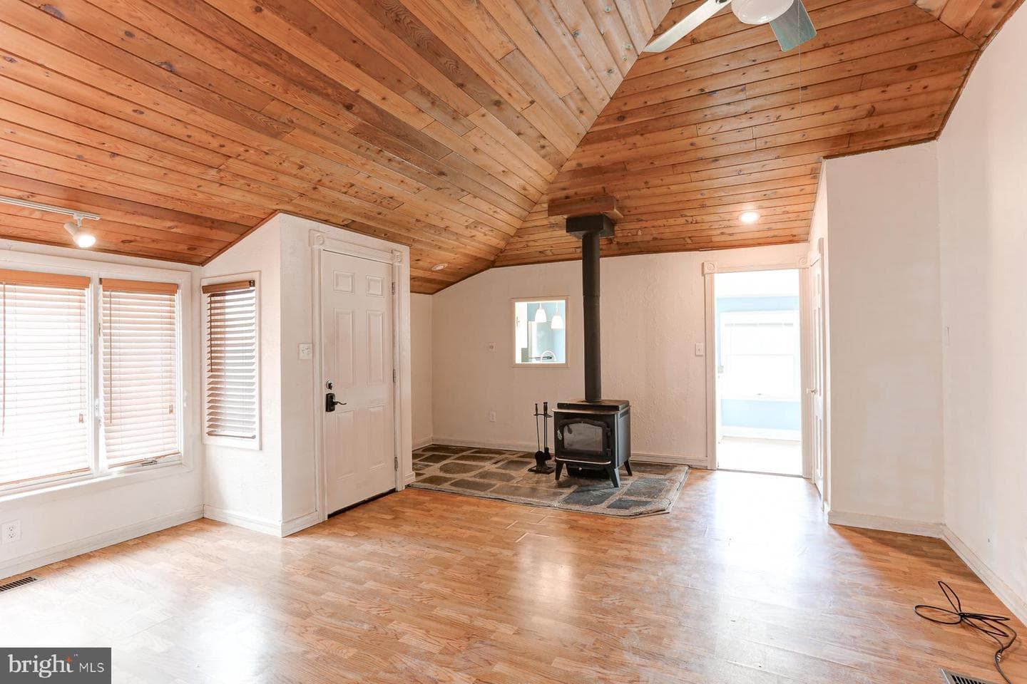 823 Silver Lake Road photo 18