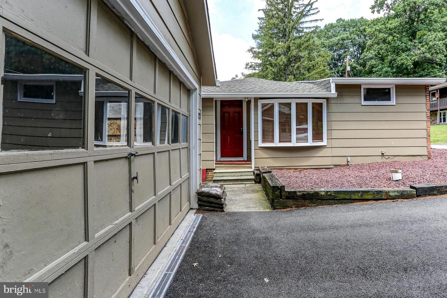823 Silver Lake Road photo 6