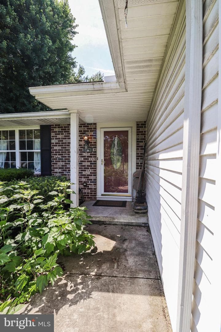 322 Valley Road photo 4
