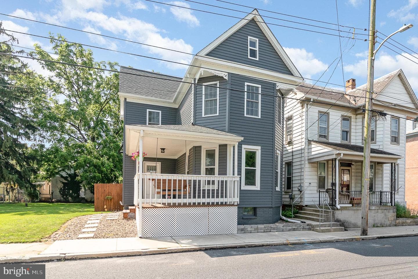 227 W Chestnut Street photo 3