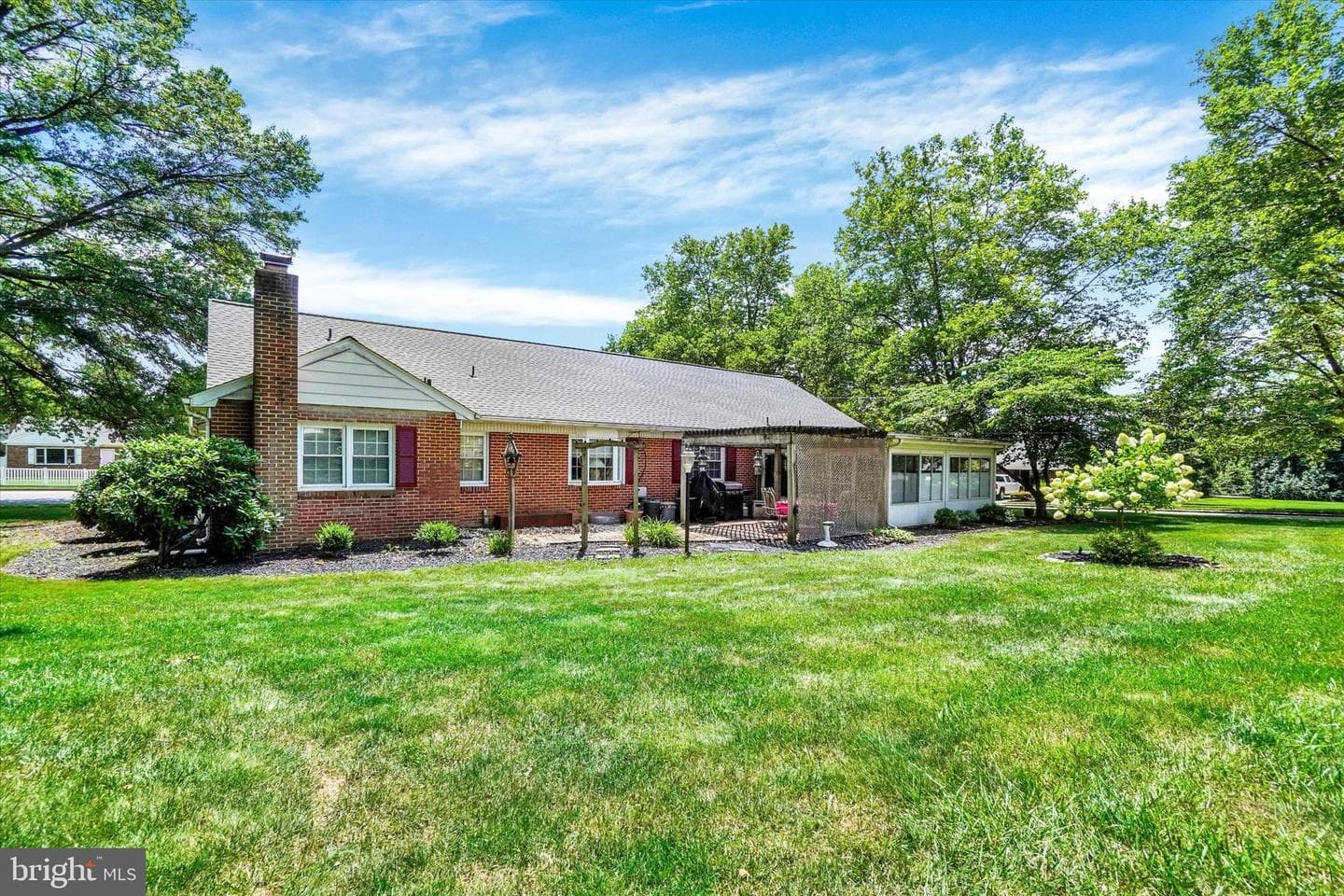 2213 Eastern Boulevard photo 26