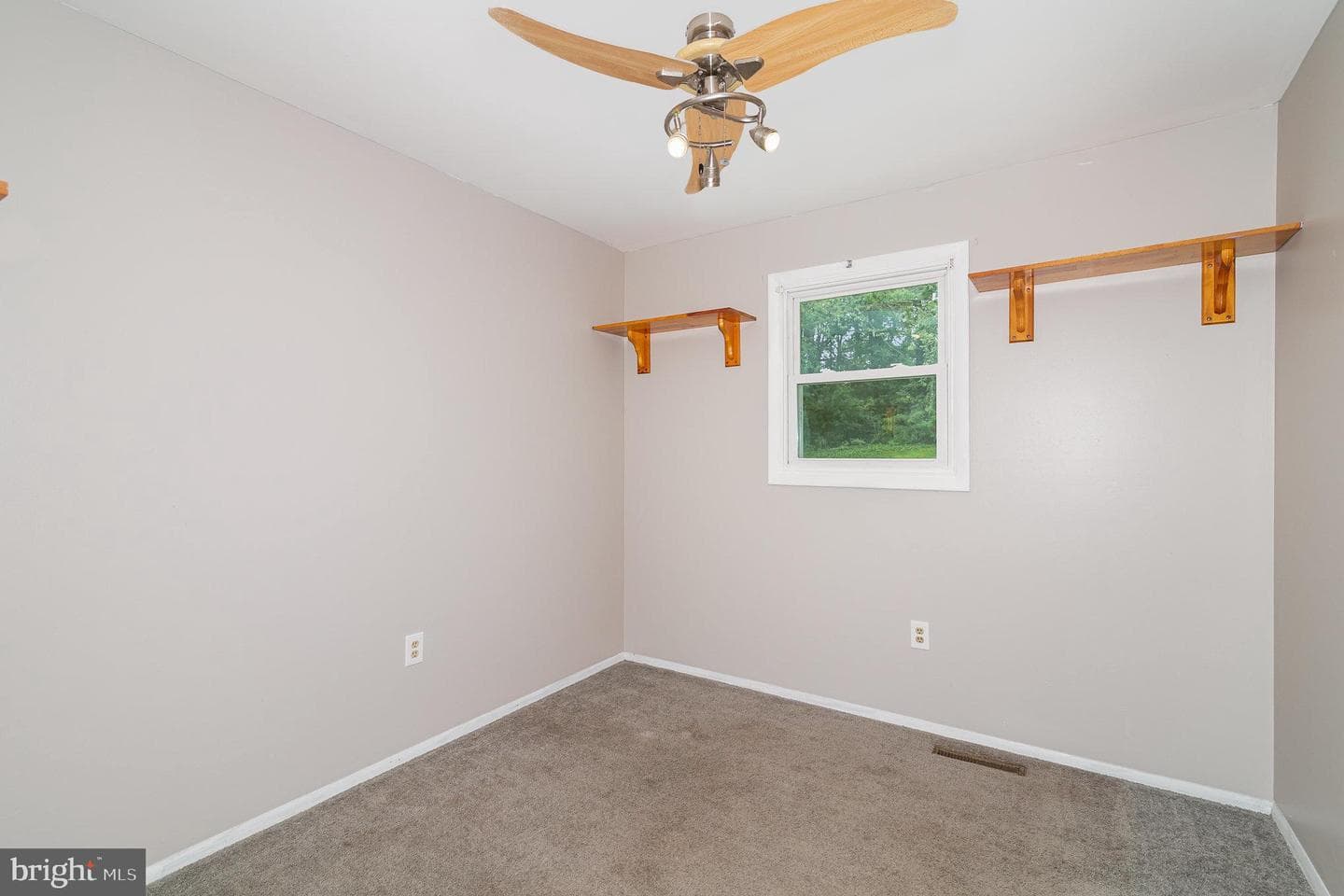 100 Sugar Maple Drive photo 11