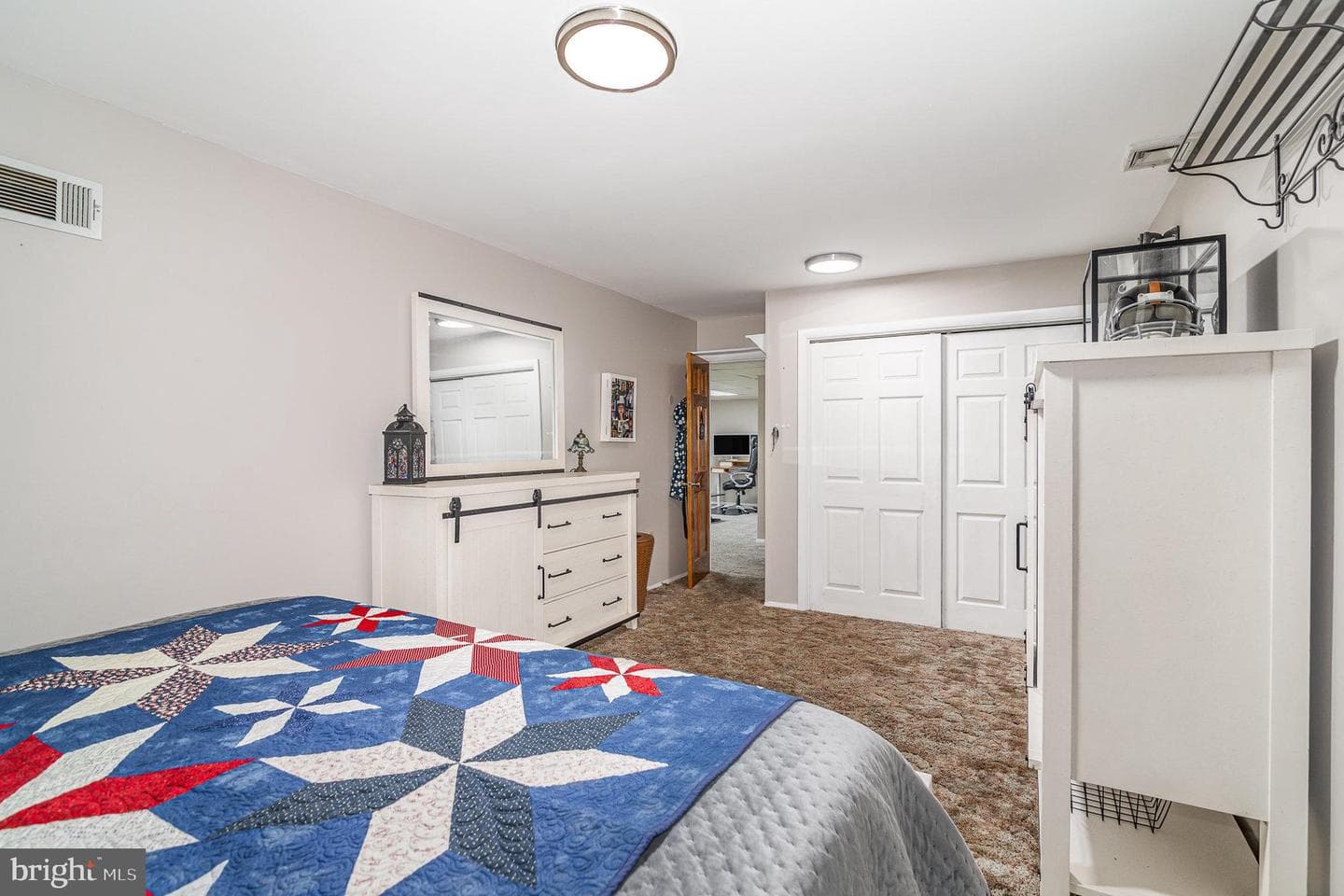 100 Sugar Maple Drive photo 18