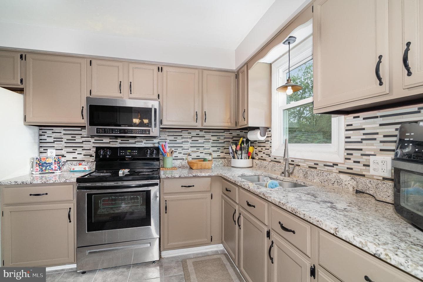 100 Sugar Maple Drive photo 6