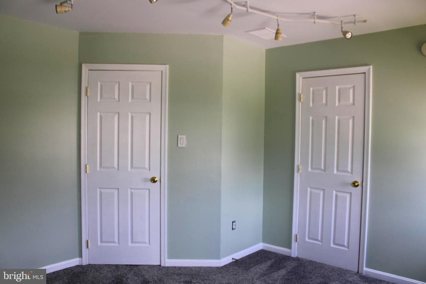 80 Menlena Circle photo 26
