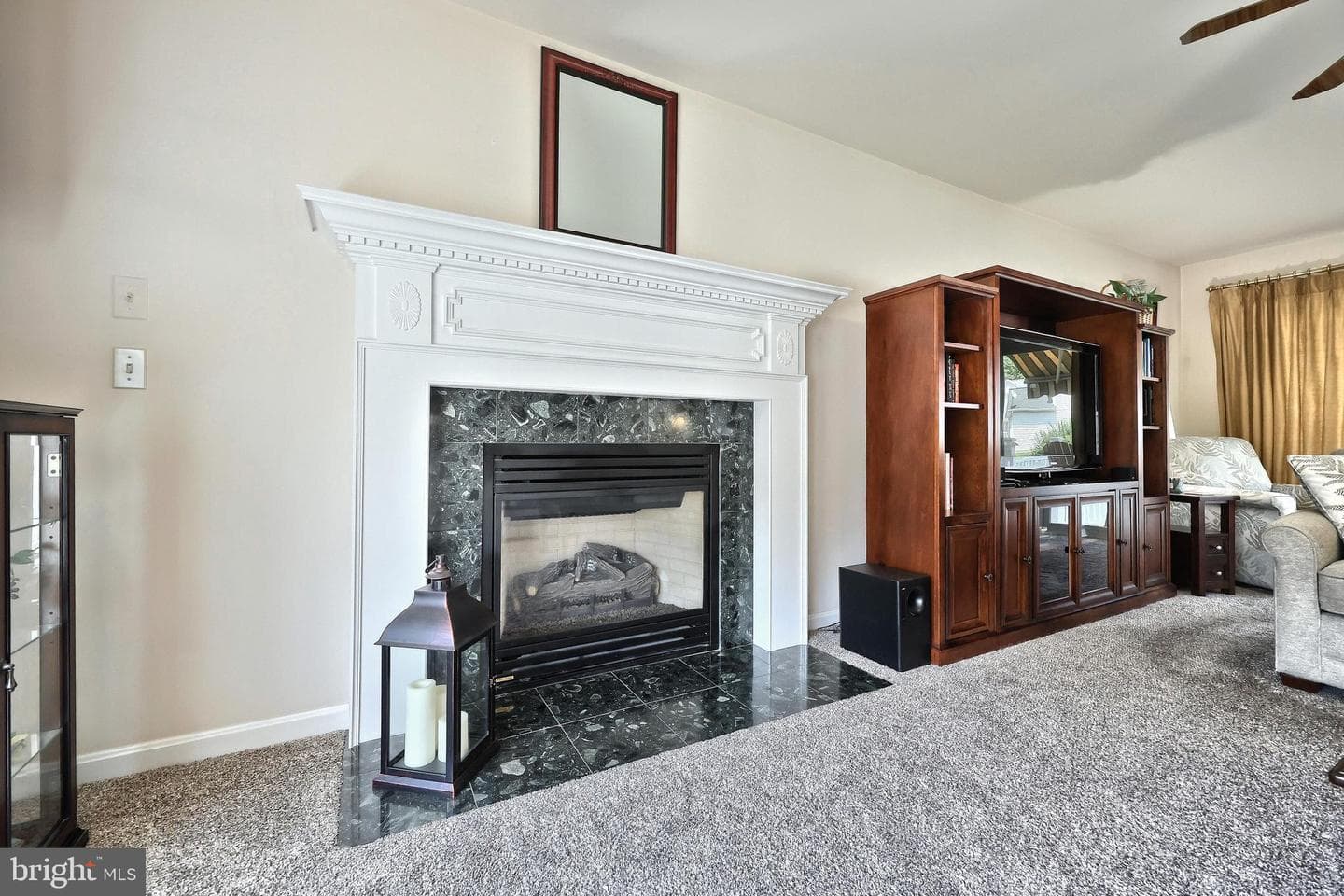 457 Chestnut Way photo 9