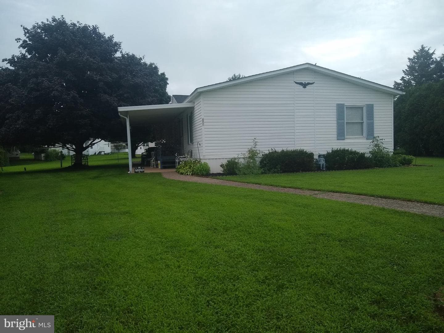 109 Honey Locust Circle photo 2