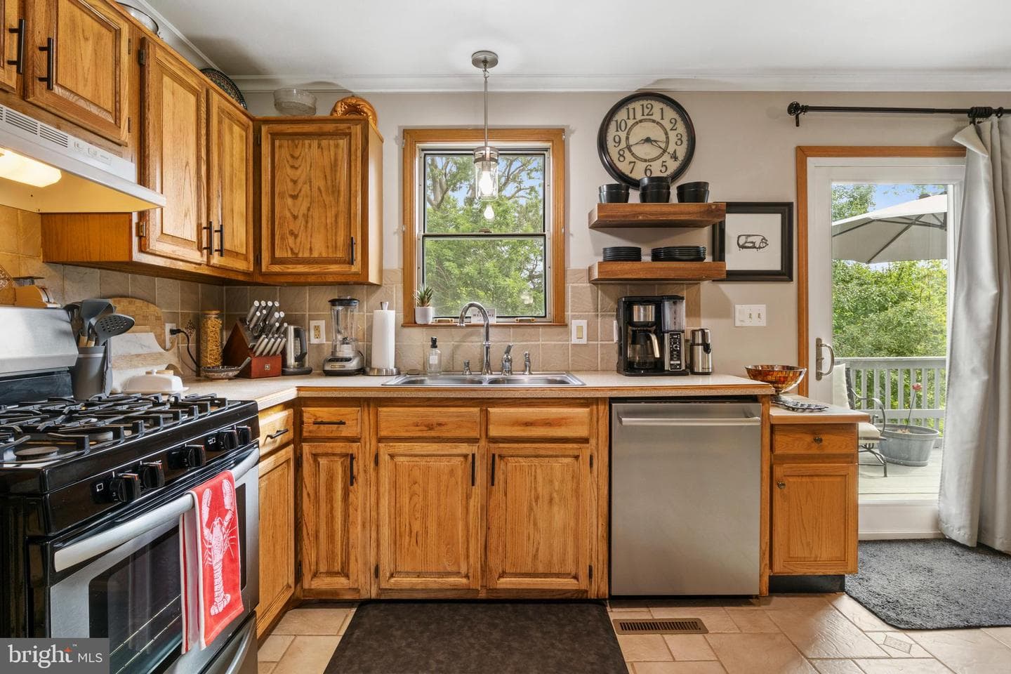 42 Arlene Drive photo 12