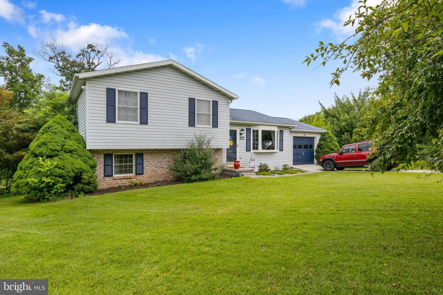 42 Arlene Drive photo 2