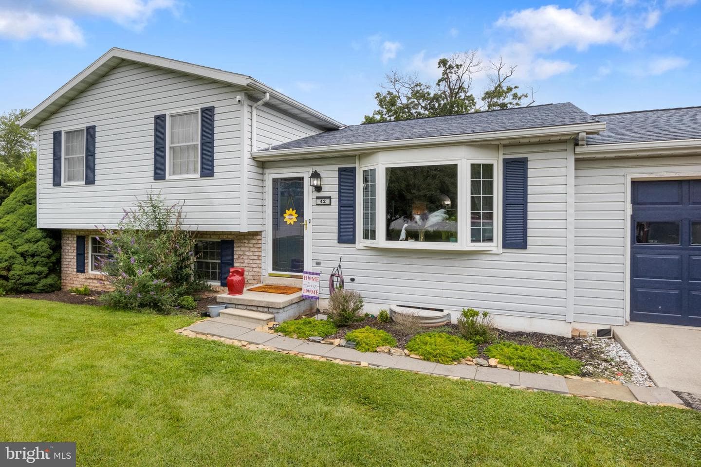 42 Arlene Drive photo 3