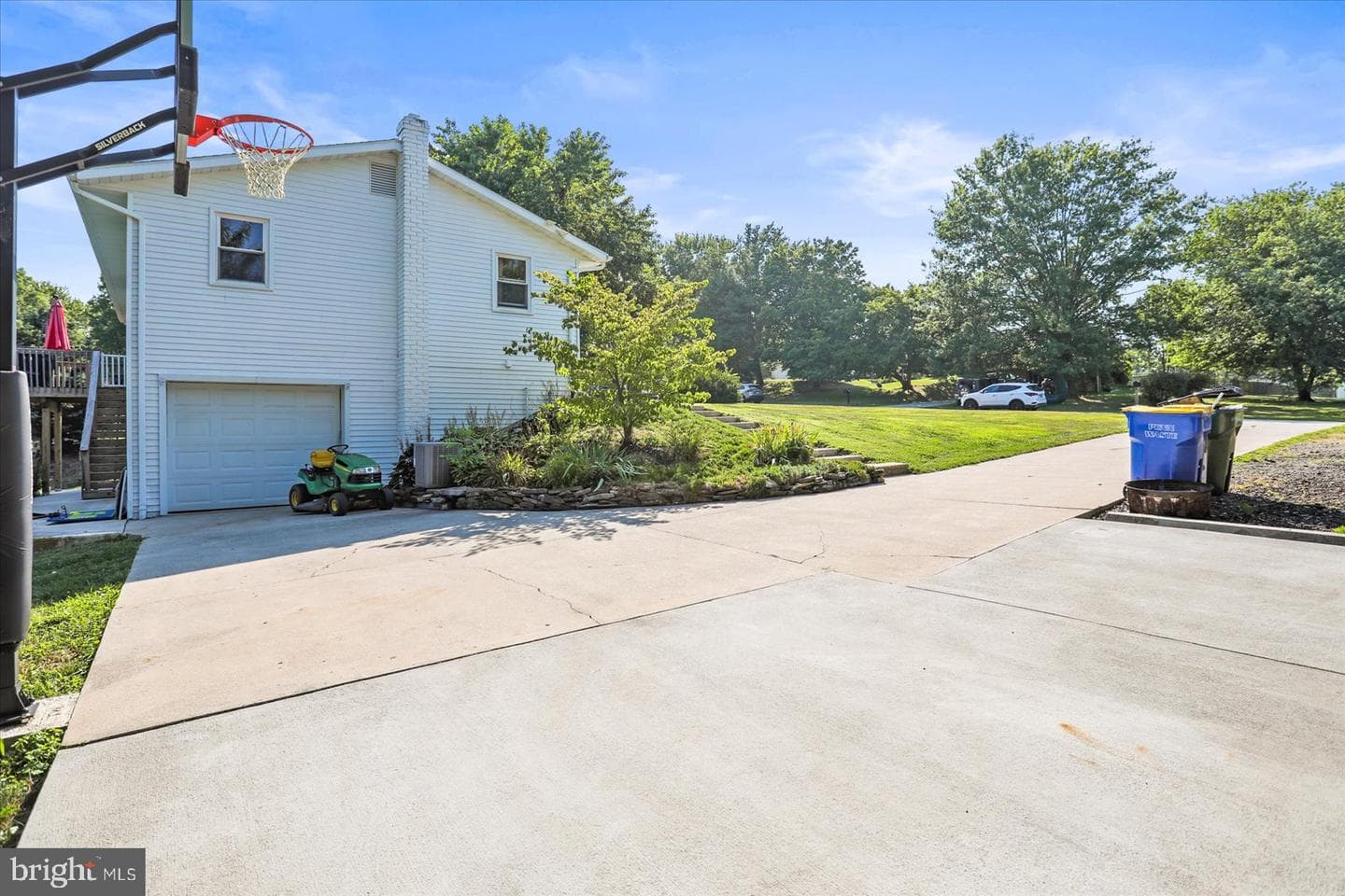 91 Heritage Drive photo 34