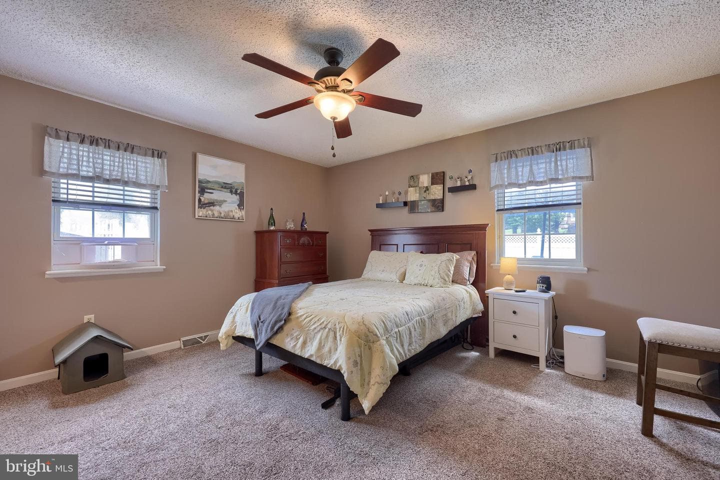 112 Winston Drive photo 23