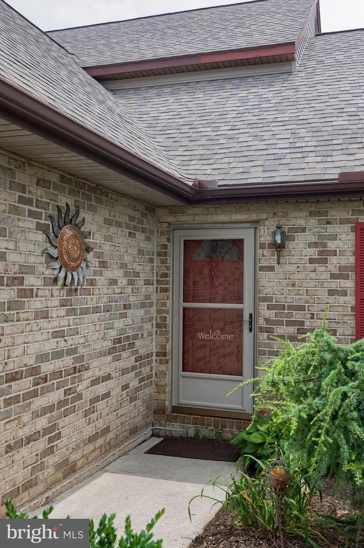 112 Winston Drive photo 4