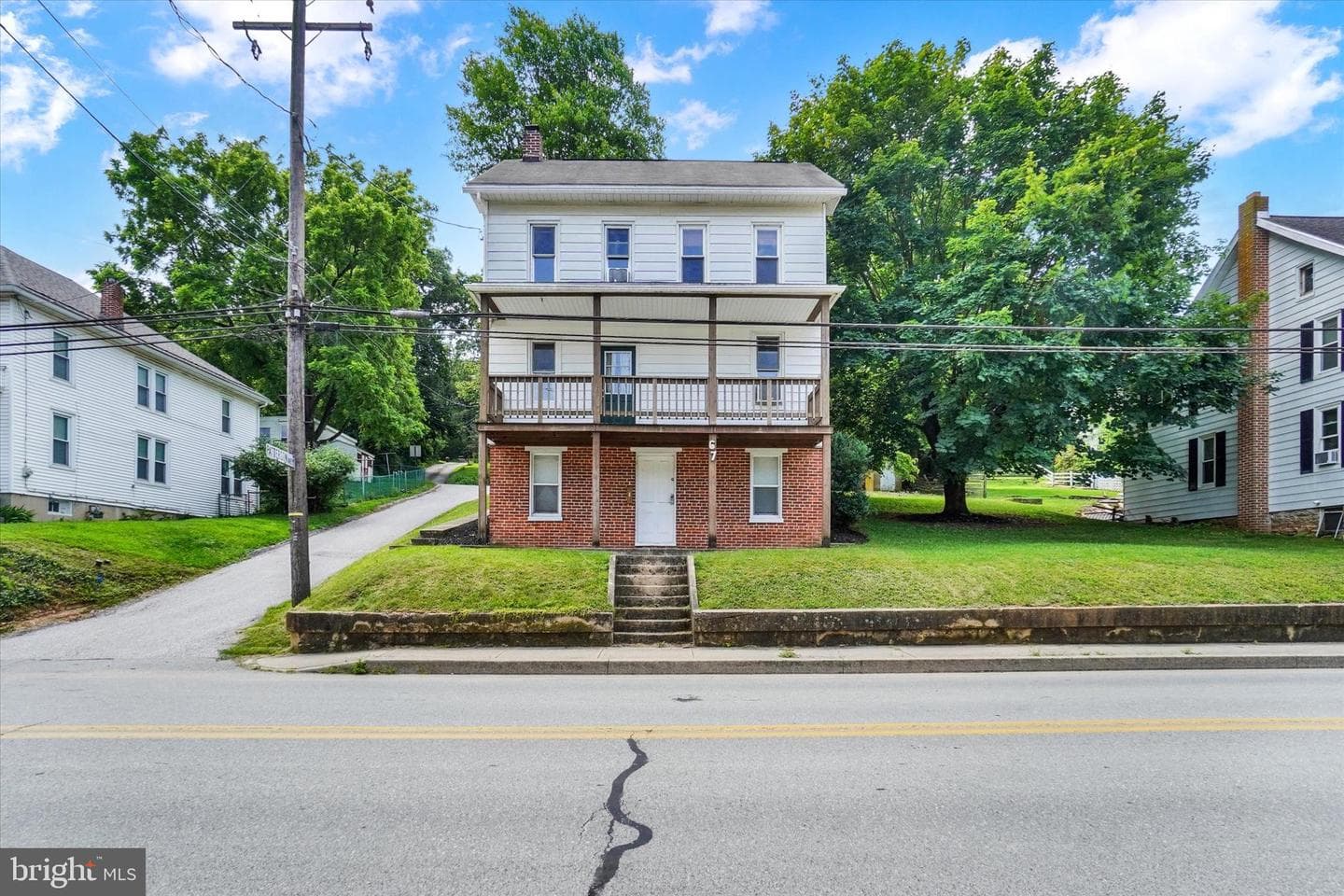 67 E Main Street photo 20