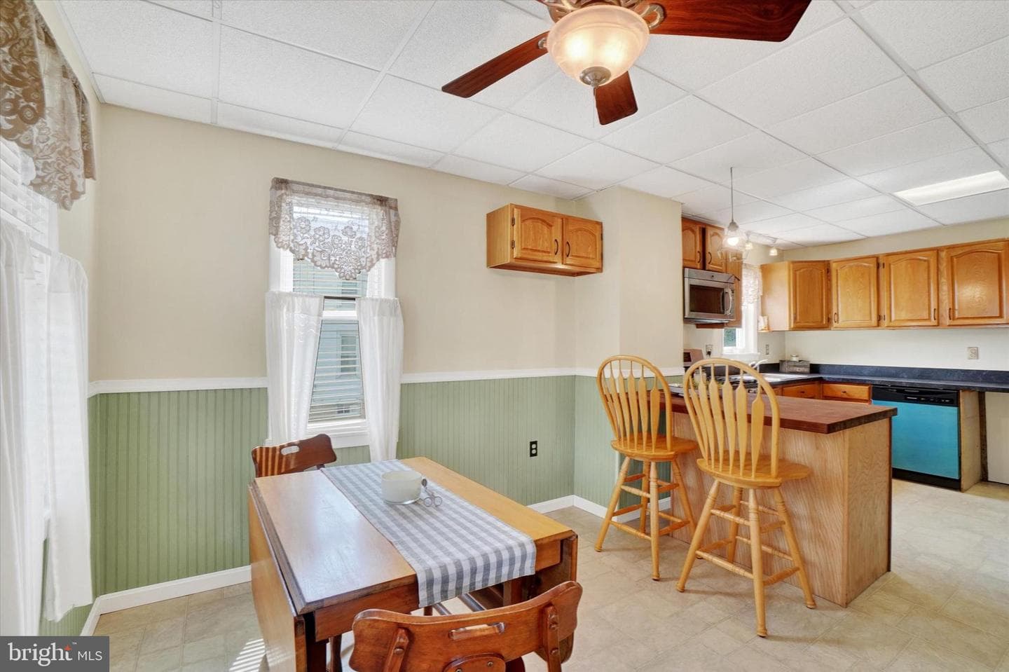 67 E Main Street photo 3