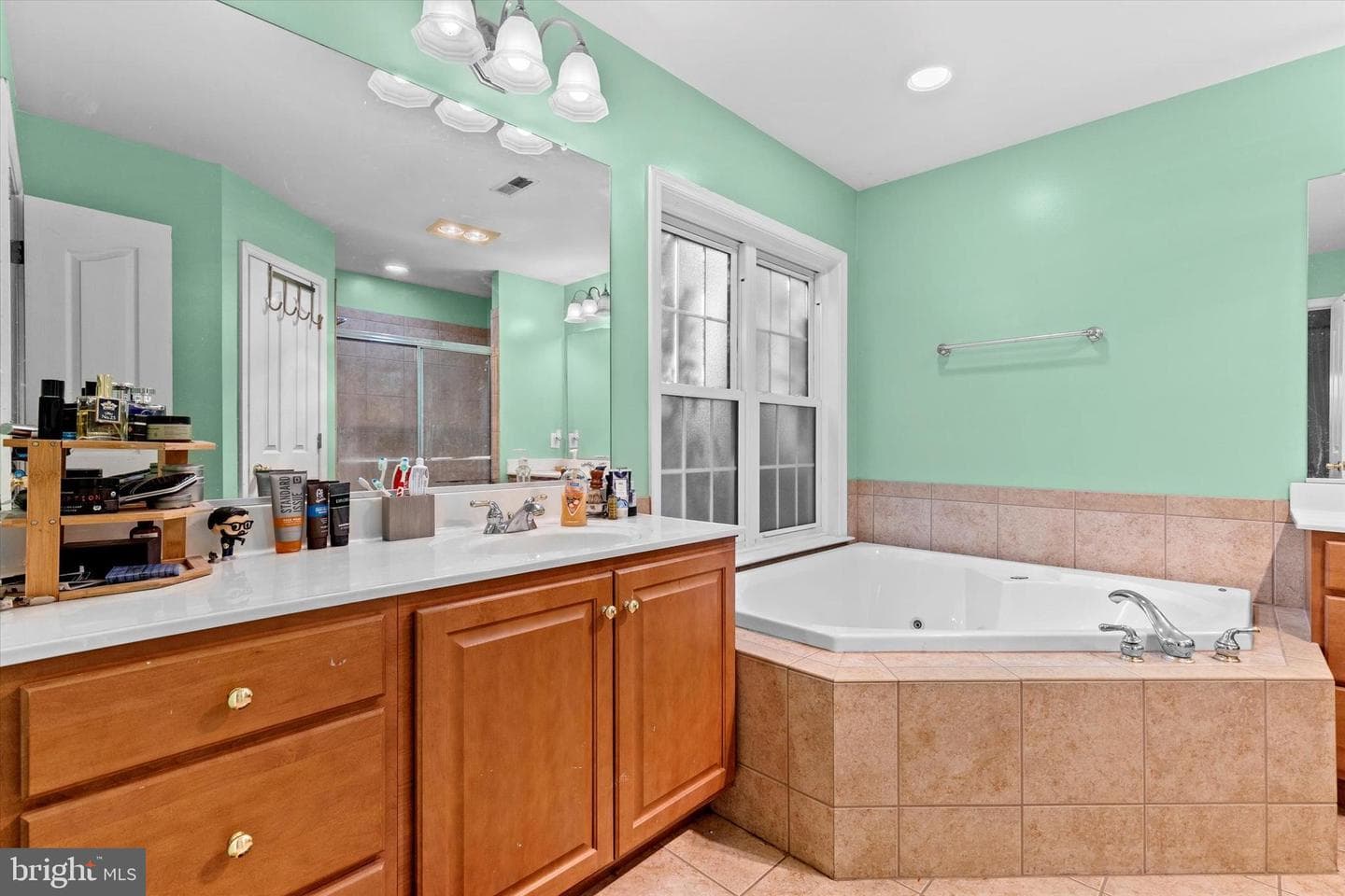 132 Stonebridge Drive photo 36