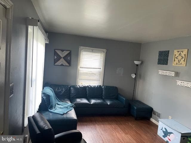 320 Greystone Road photo 3