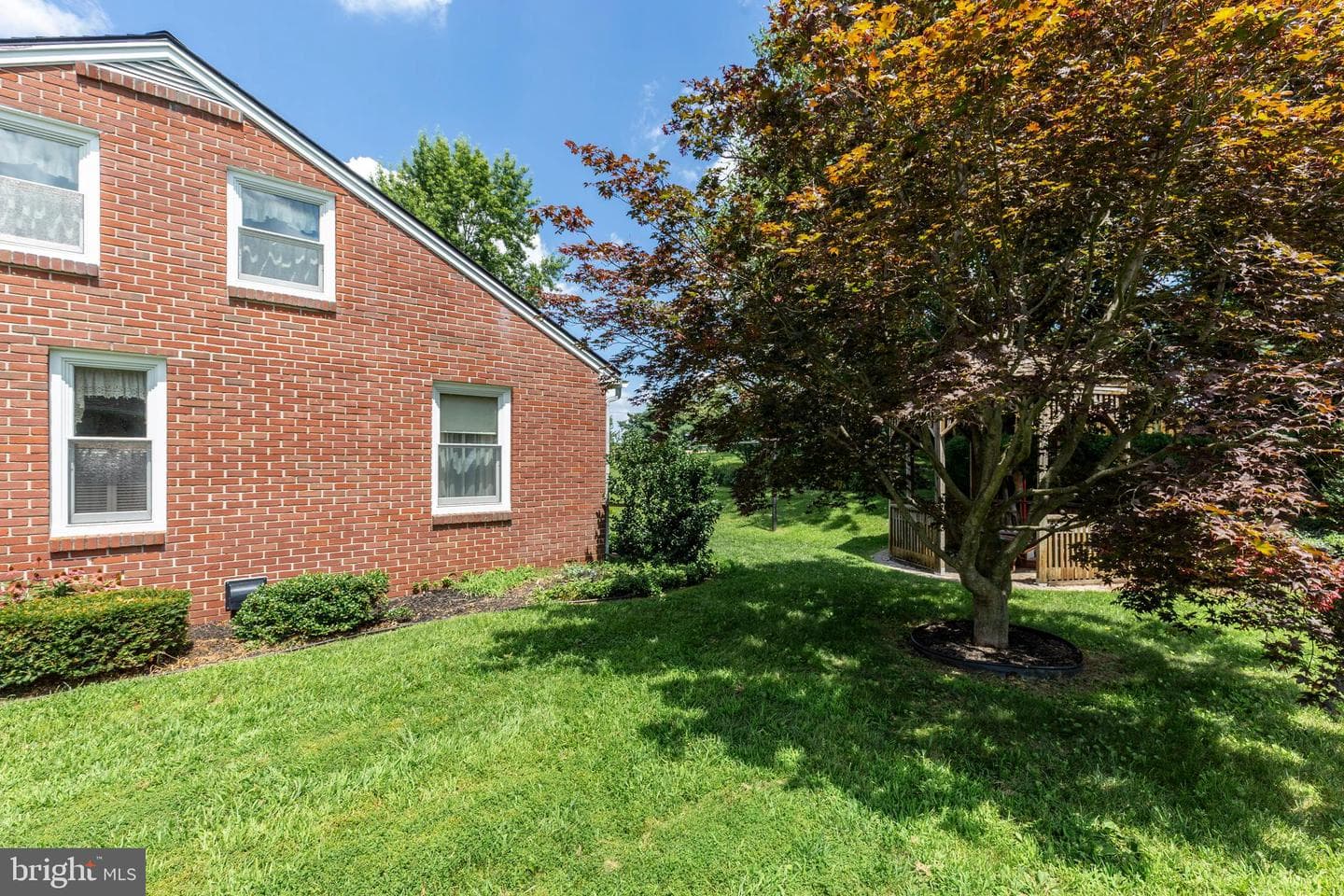 64 Hillcrest Drive photo 45
