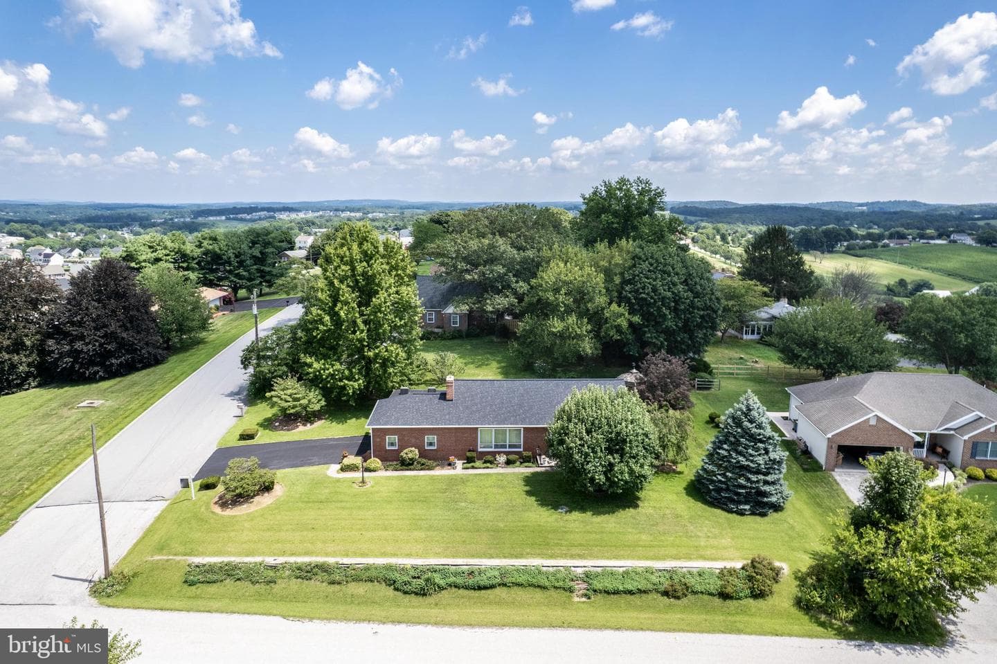 64 Hillcrest Drive photo 48