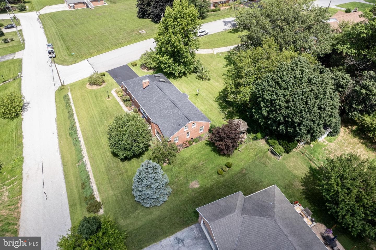64 Hillcrest Drive photo 54