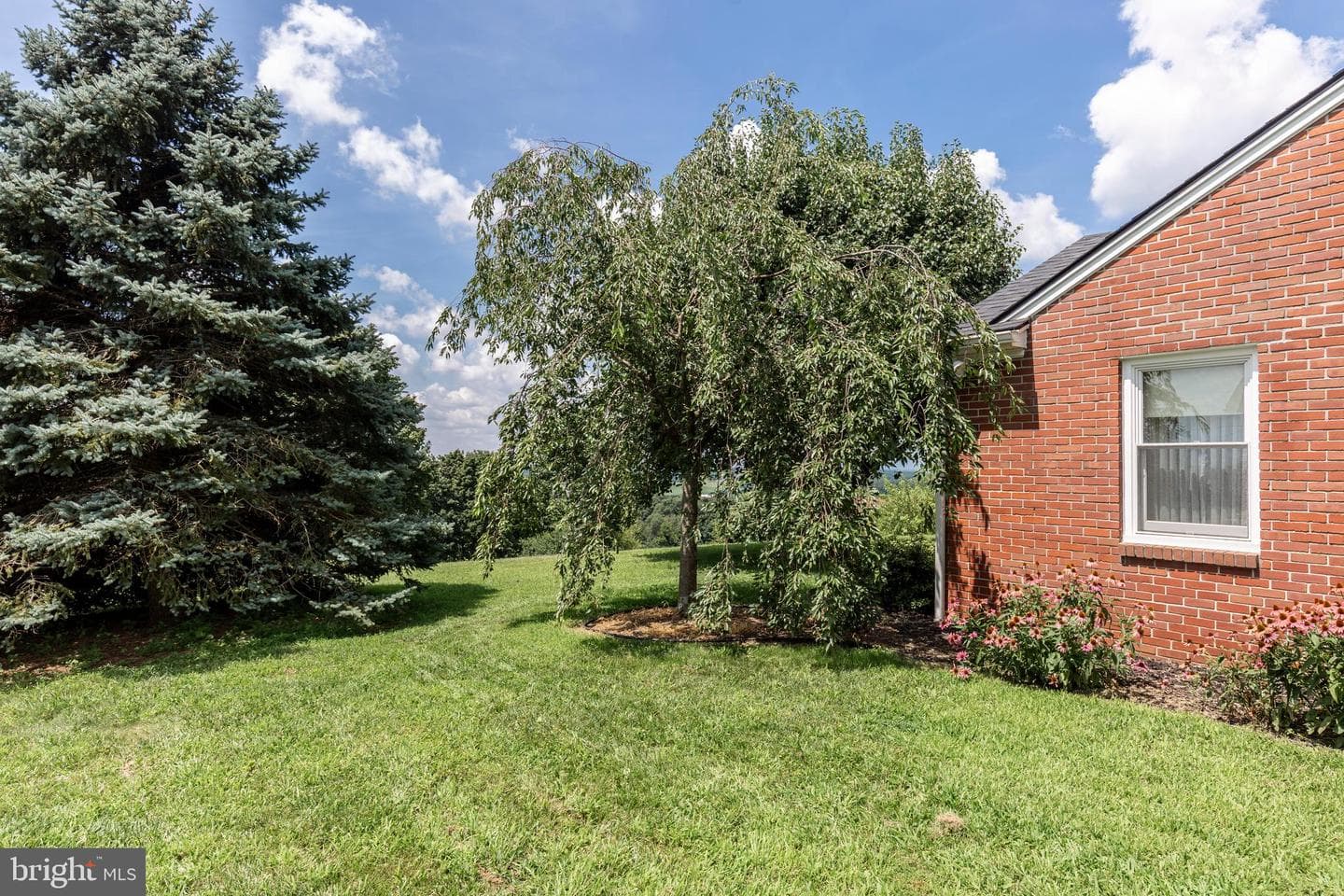64 Hillcrest Drive photo 58