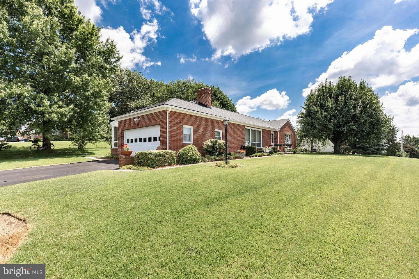 64 Hillcrest Drive photo 62