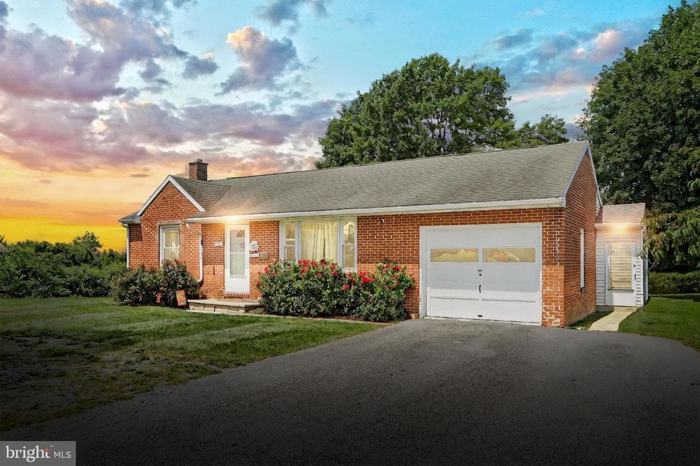 7469 Lincoln Highway