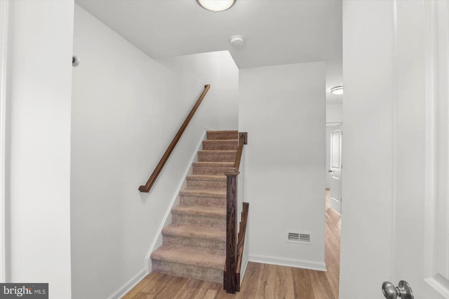 103 Overlook Drive photo 9