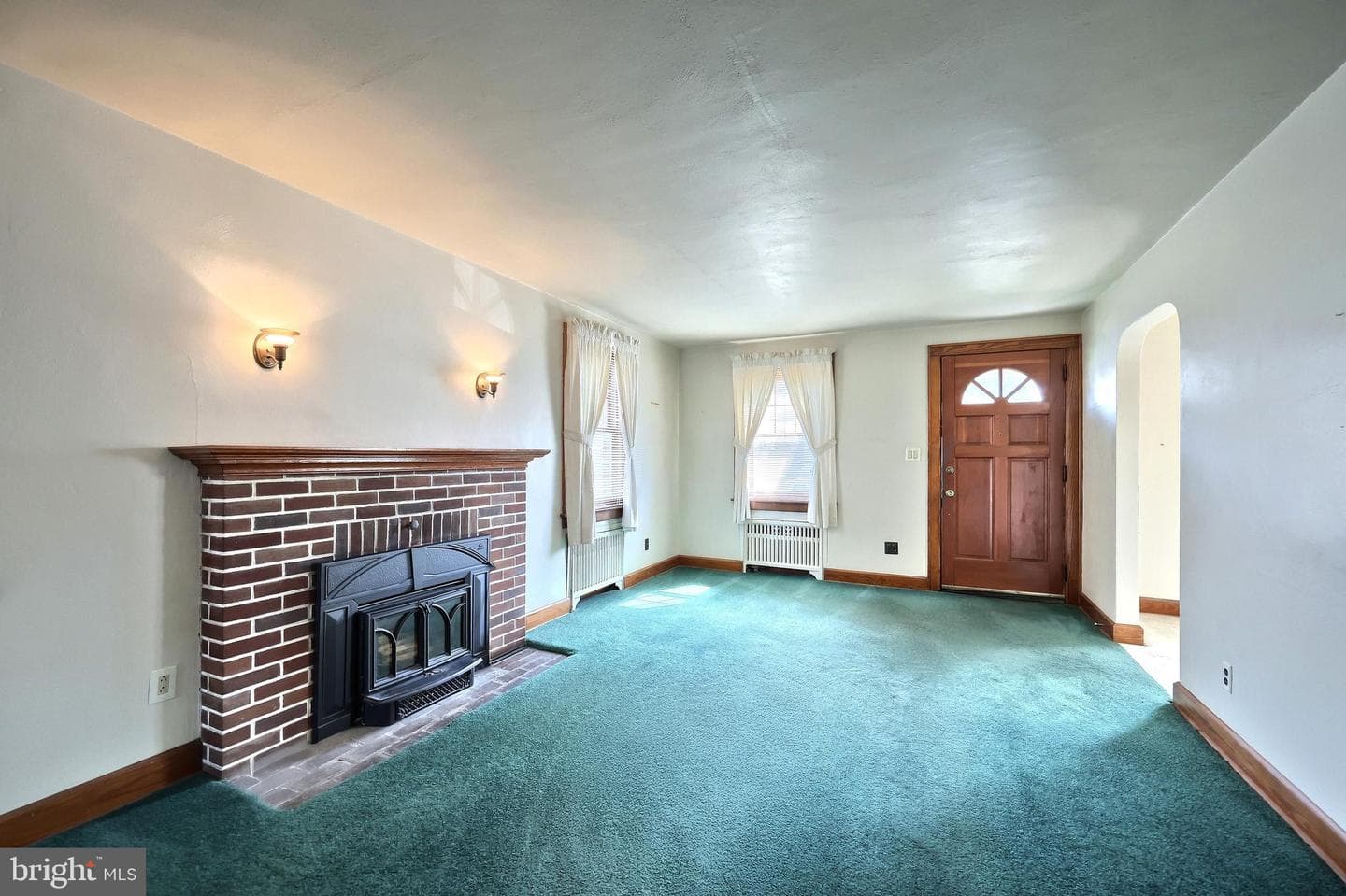 208 S Forney Avenue photo 15