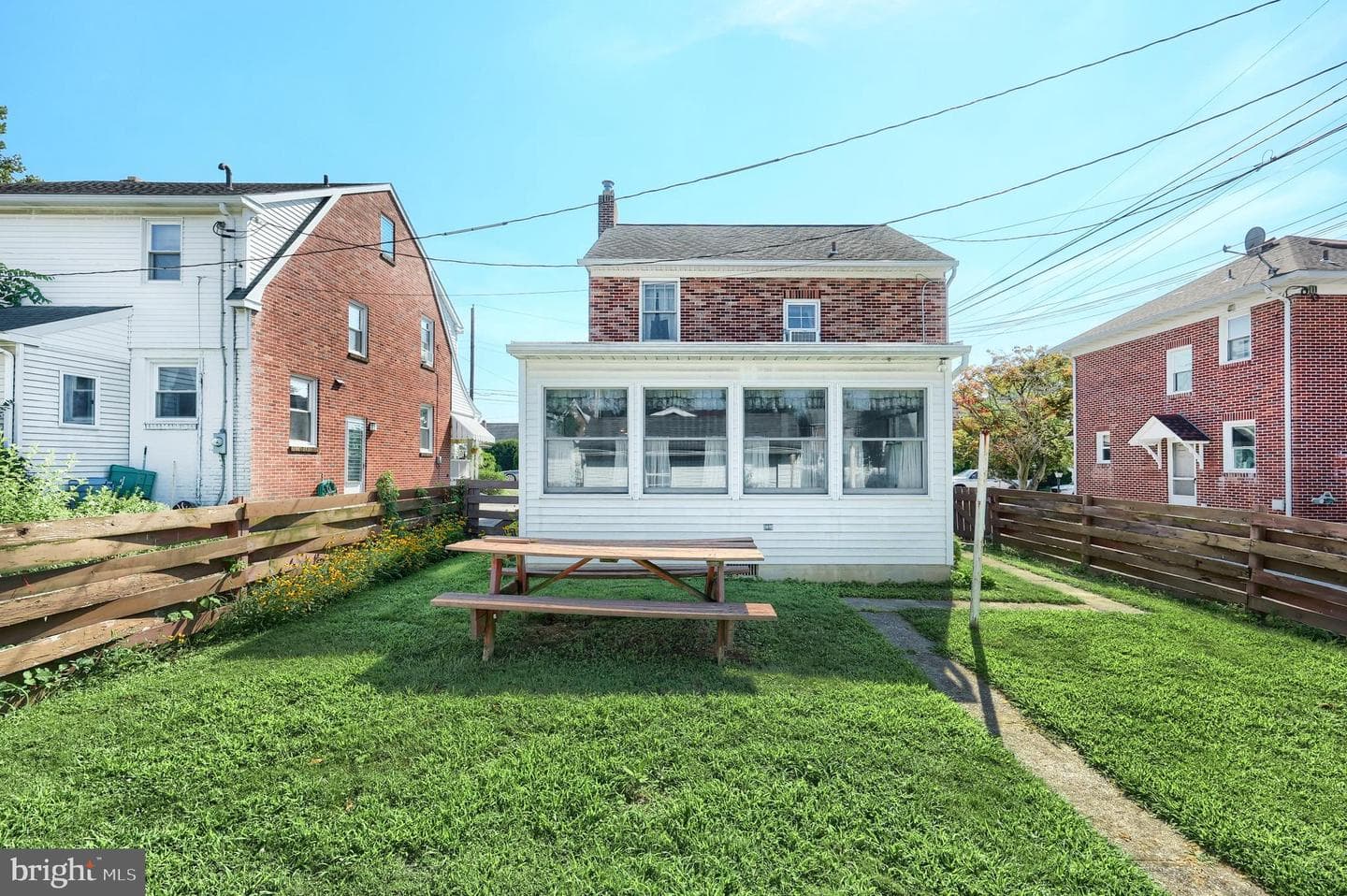 208 S Forney Avenue photo 8