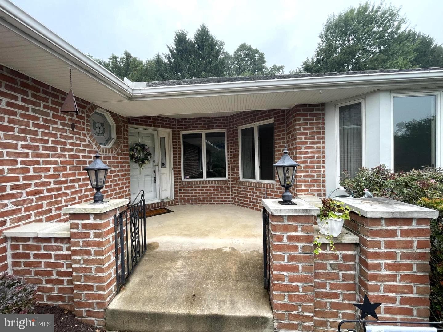 3631 Coventry Court photo 3