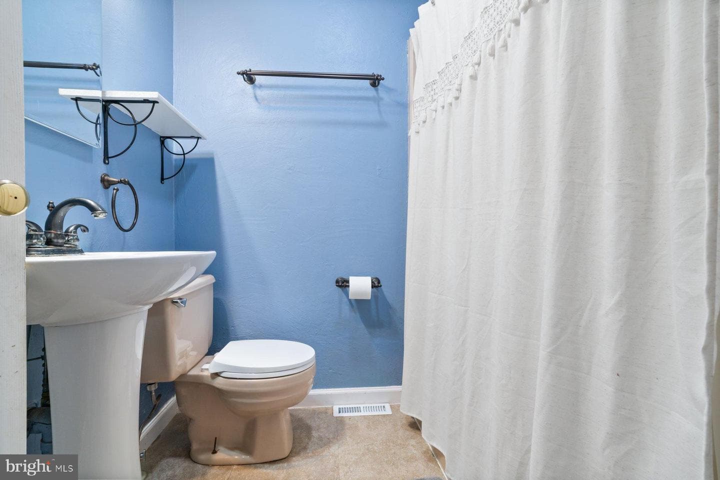 2512 Baltimore Pike photo 24