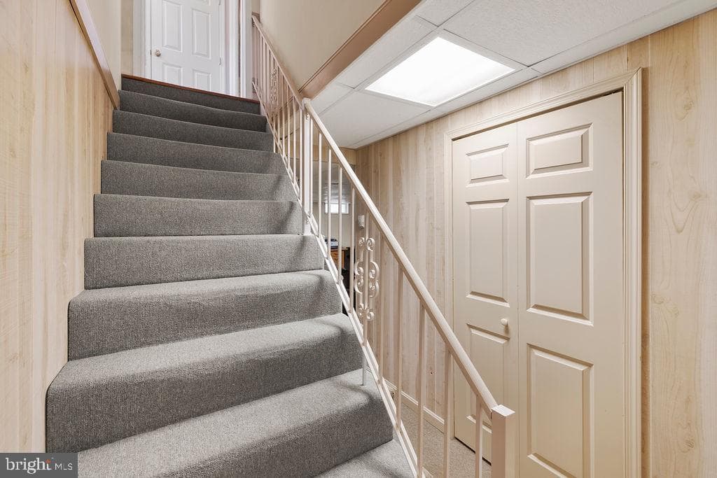 376 Wilson Avenue photo 63