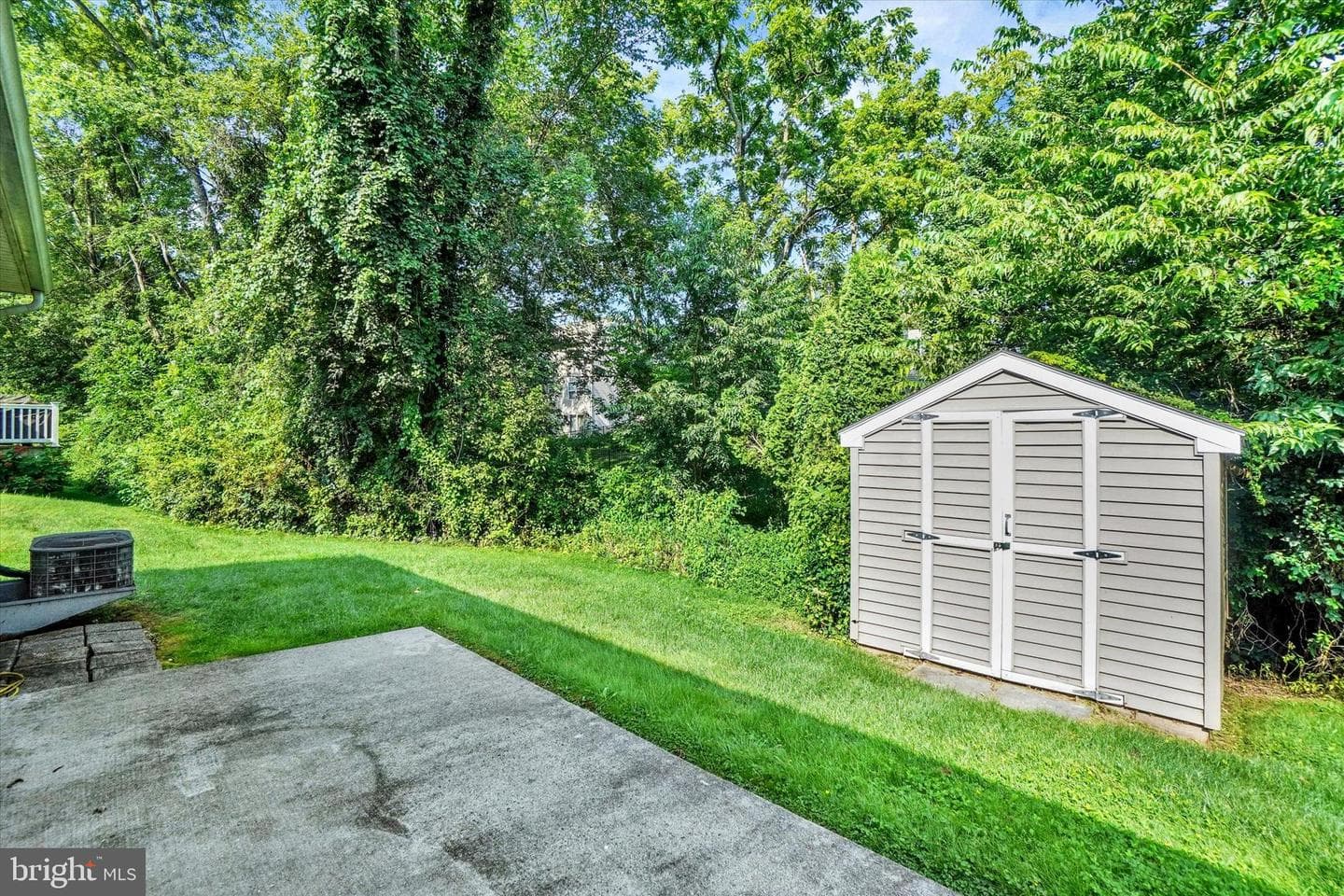 1712 Boxwood Court photo 27