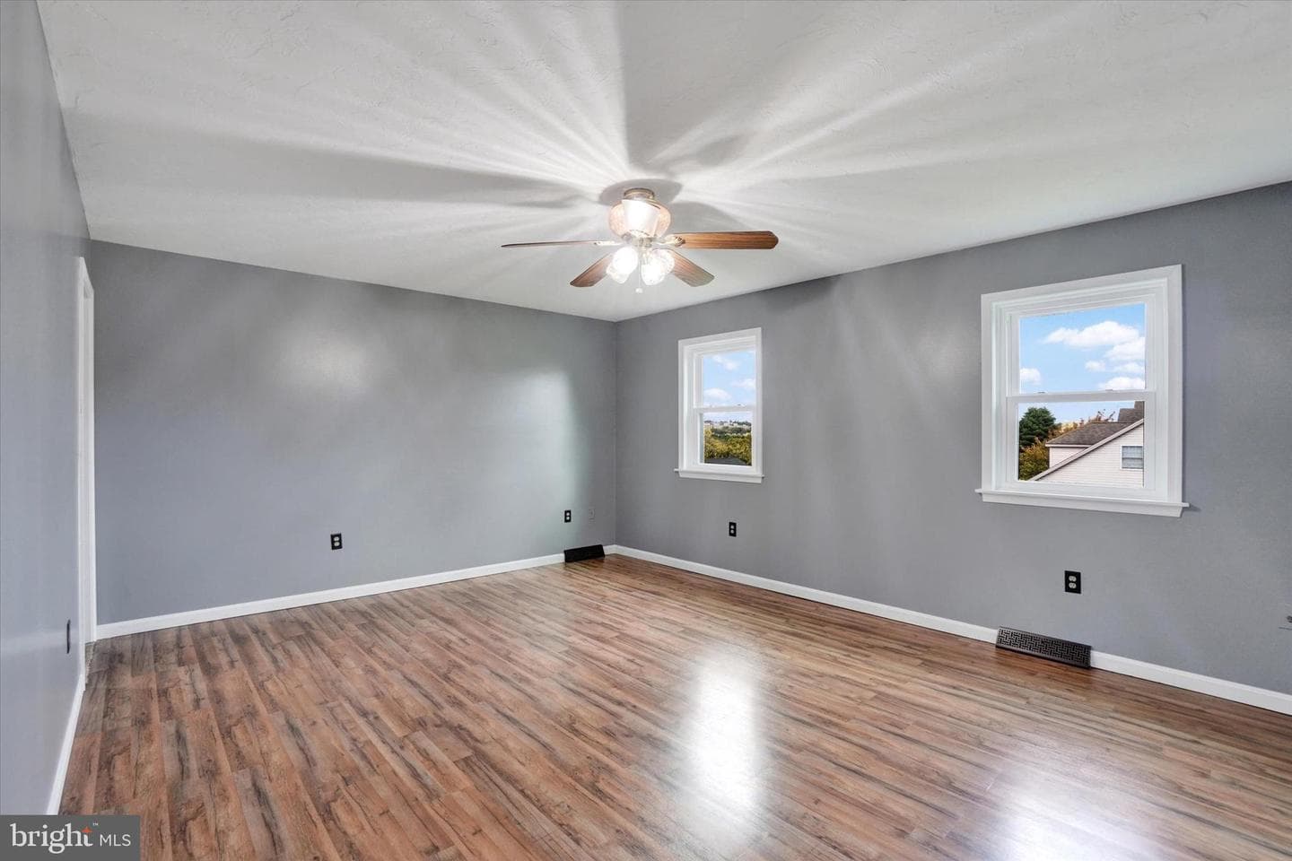 306 Mohawk Drive photo 16