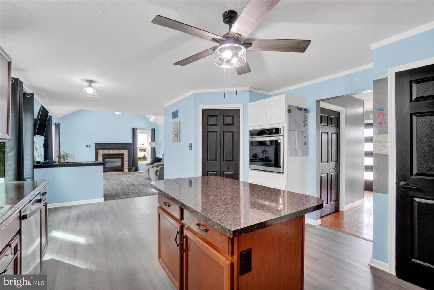 306 Mohawk Drive photo 9