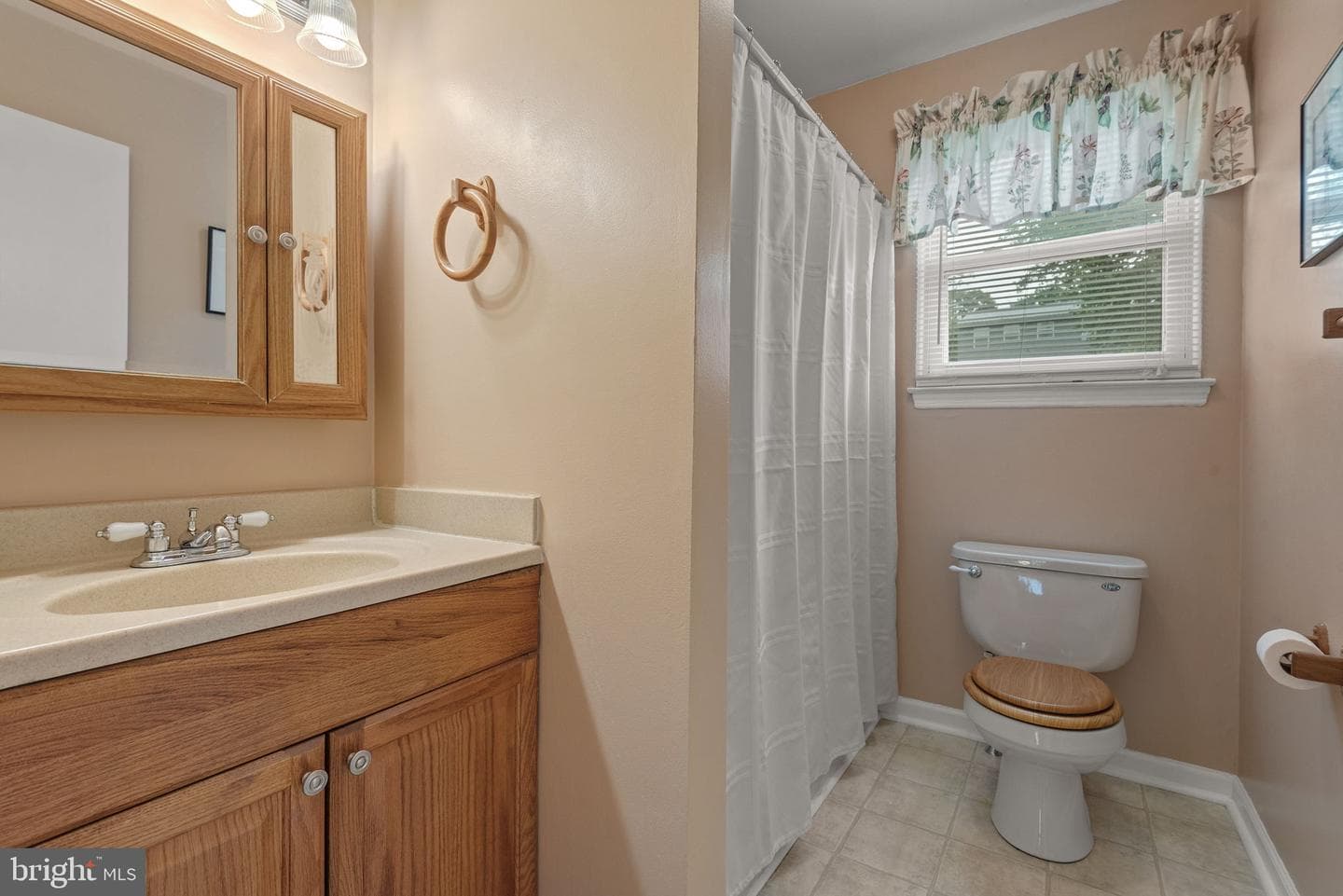 317 Brook Lane photo 17